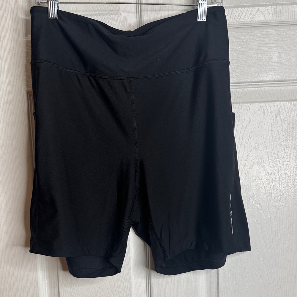 Peloton Black Women's Bike Shorts with Pocket